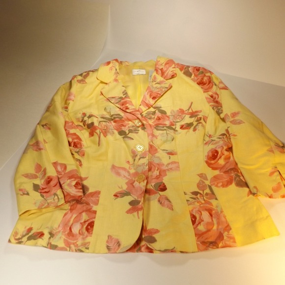 Emma James Jackets & Blazers - Emma James Liz Claiborne Floral Blazer and Beaded Tank Top Set Yellow Peach 8